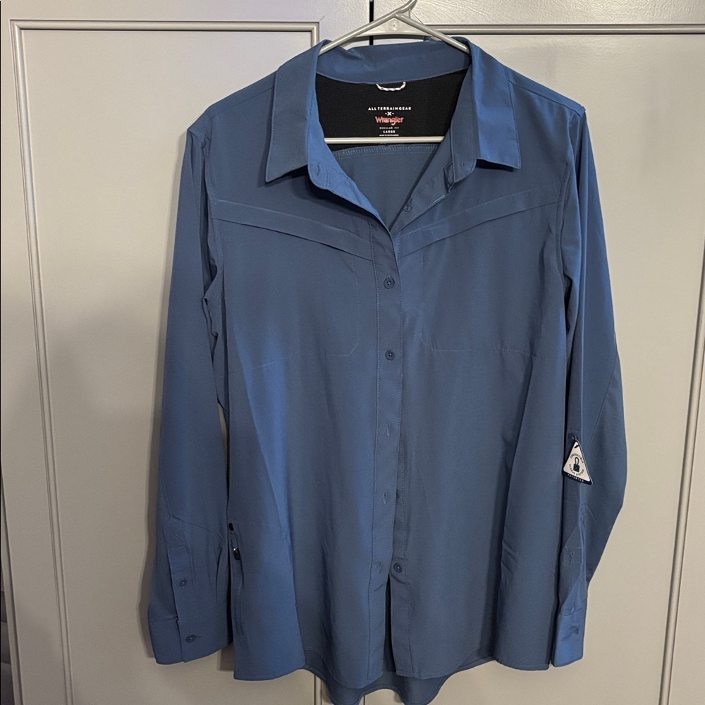 Wrangler All Terrain Gear Shirt - ladies sz L NWT - Picture 2 of 7